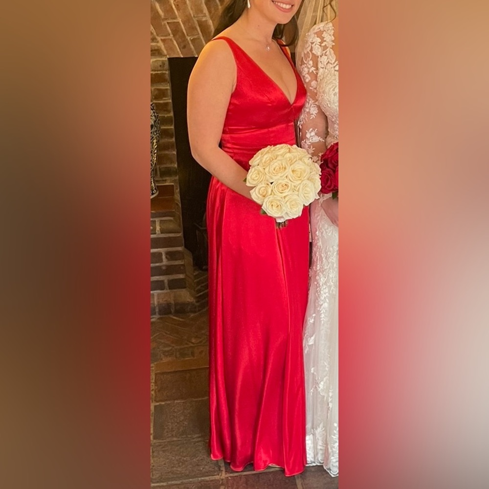 Tank v-neck Bridesmaid dress